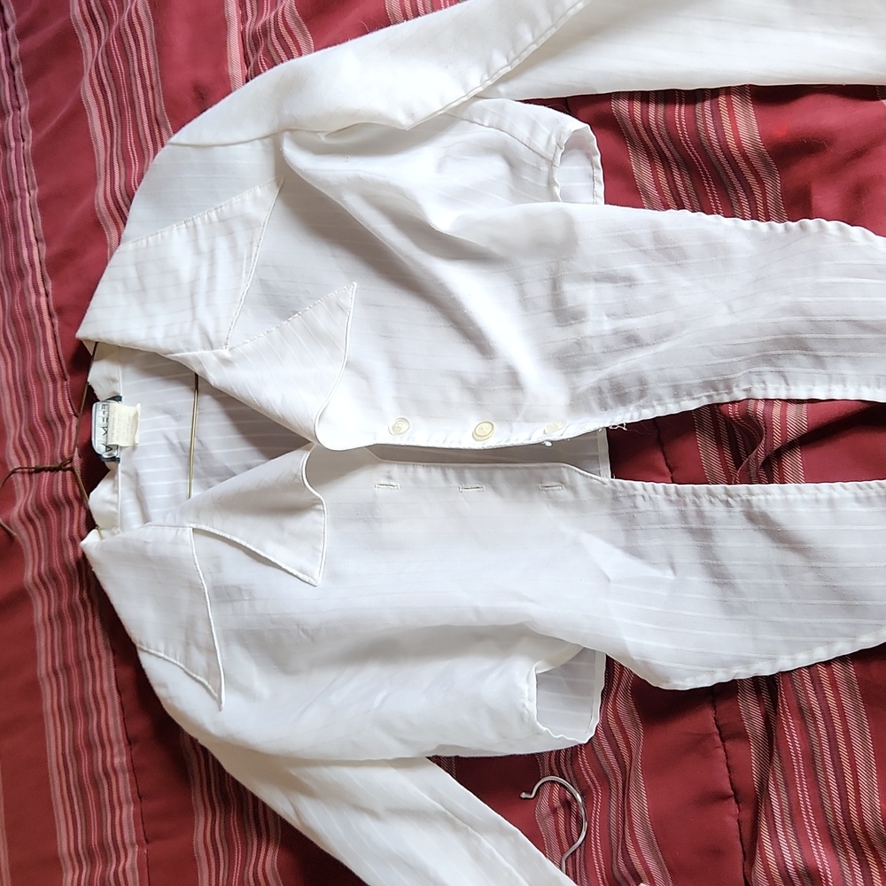 White pin stripe short shirt with tie. Vintage